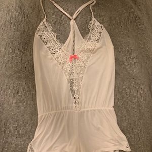 Victoria’s Secret bridal lingerie romper 🖤